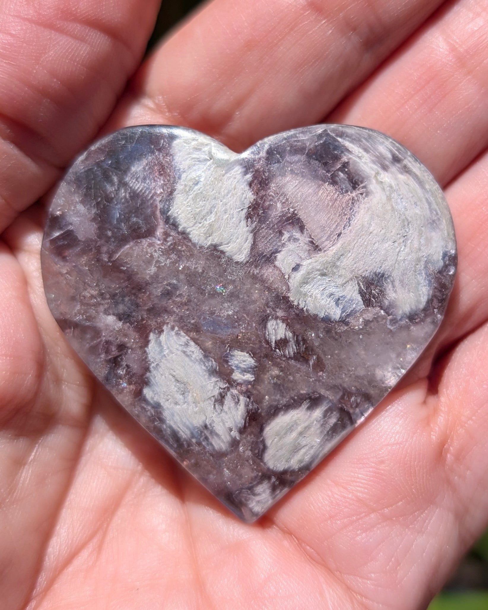 Mica Heart E