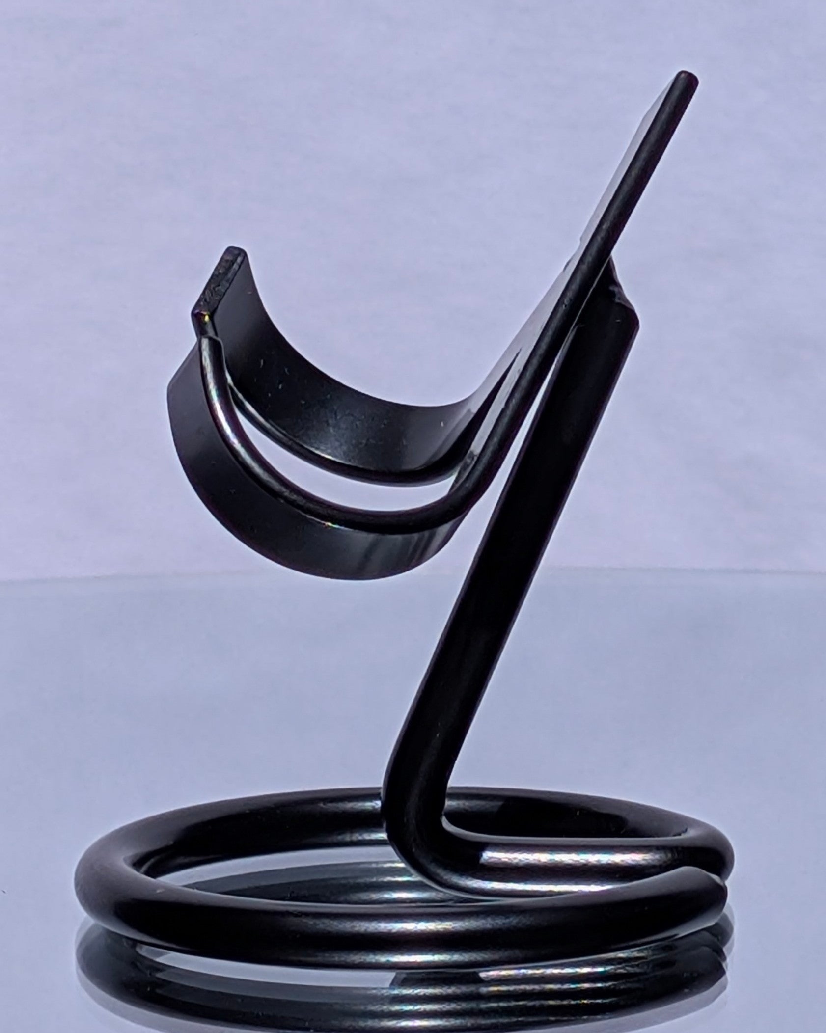 Metal Heart Stand
