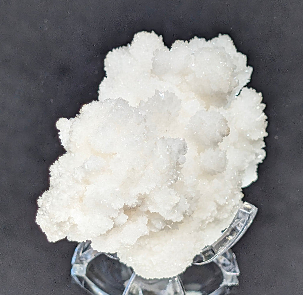 Fluorescent Aragonite Cluster I
