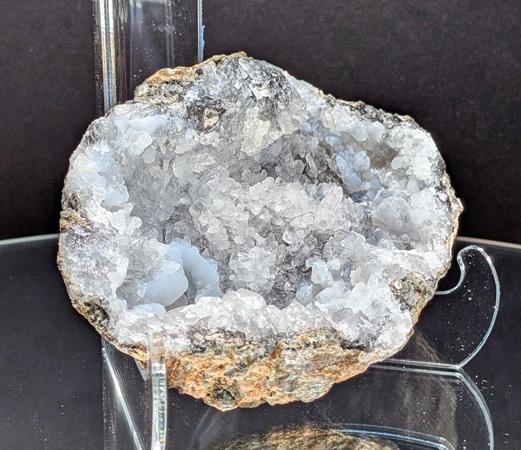 Fluorescent Trancas Geode with Helicites and Chalcedony F