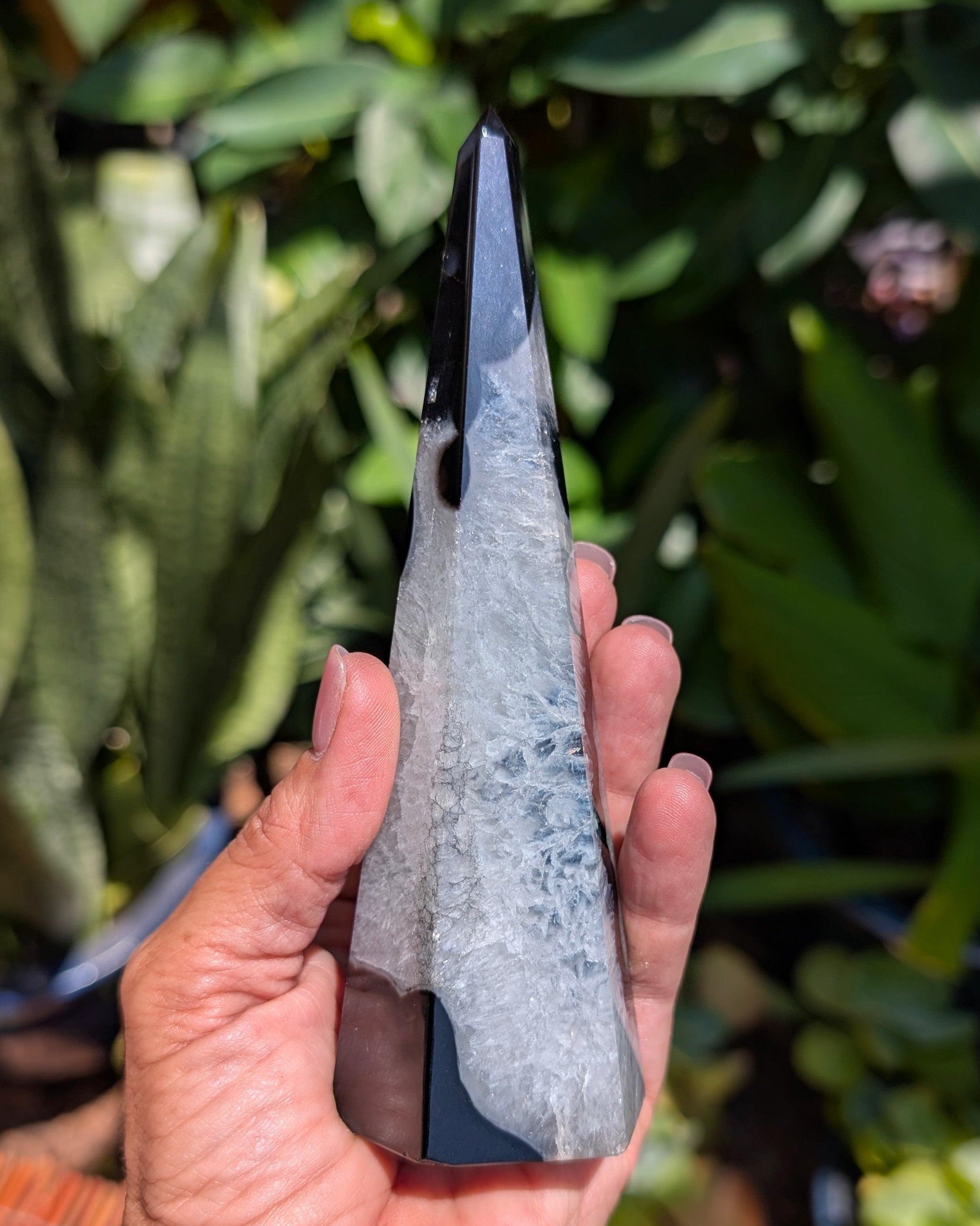Black Sardonyx Agate Generator
