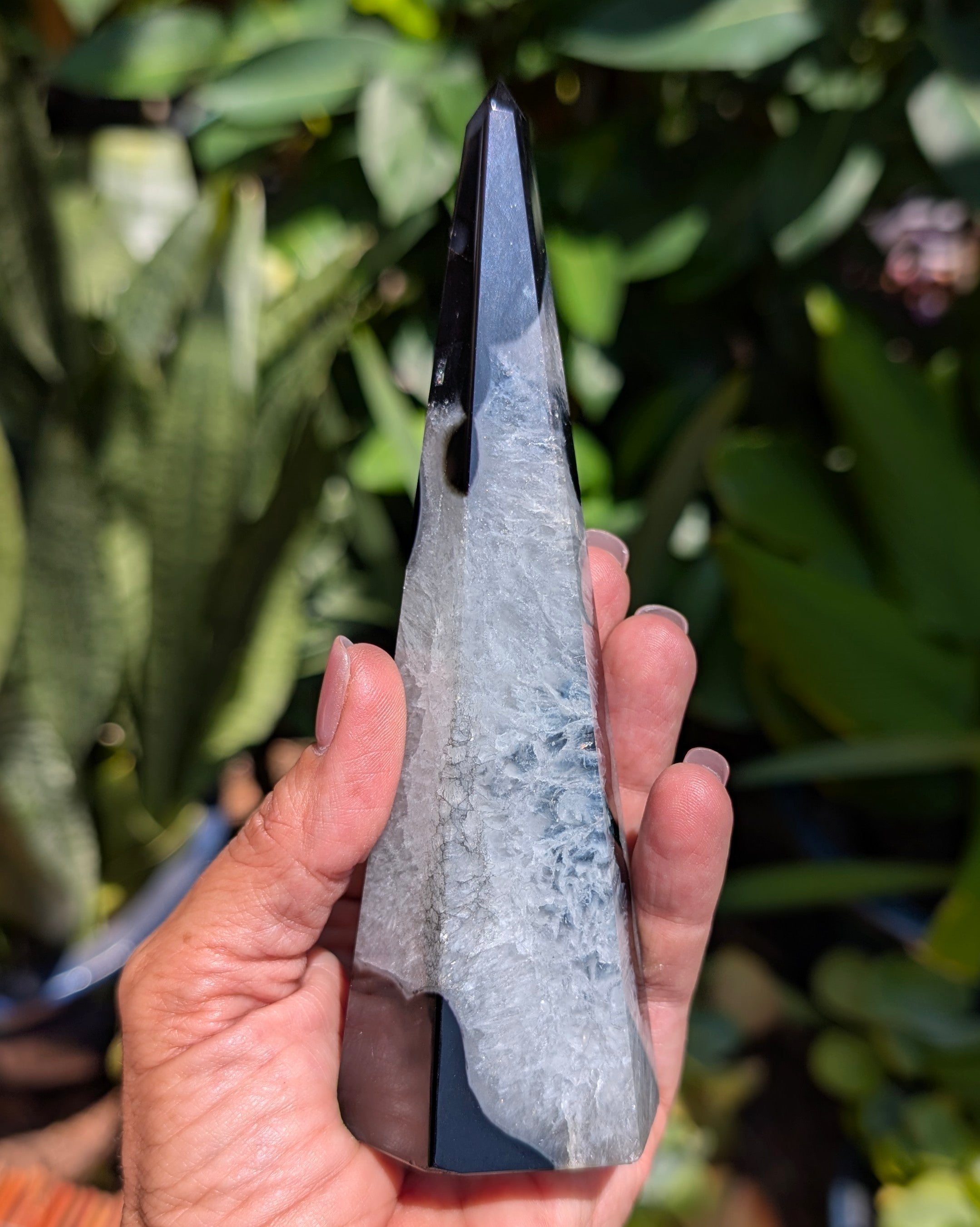 Black Sardonyx Agate Generator