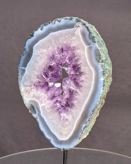 Amethyst Portal on stand