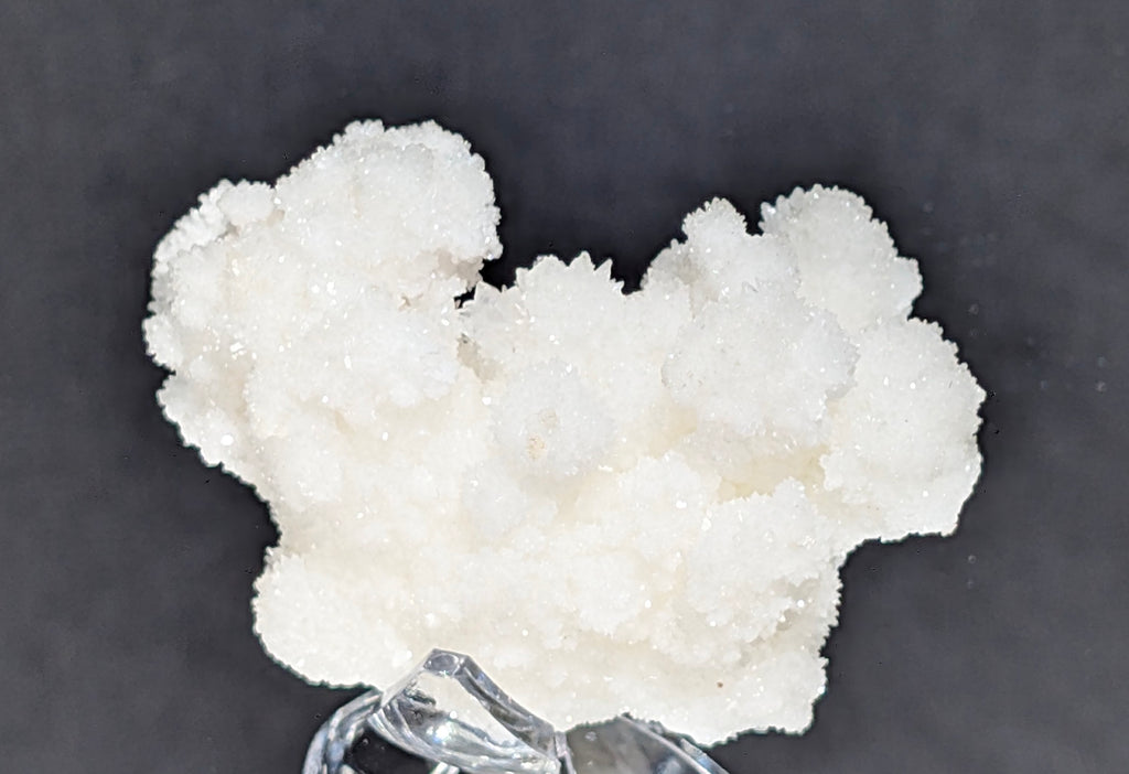 Fluorescent Aragonite Cluster I