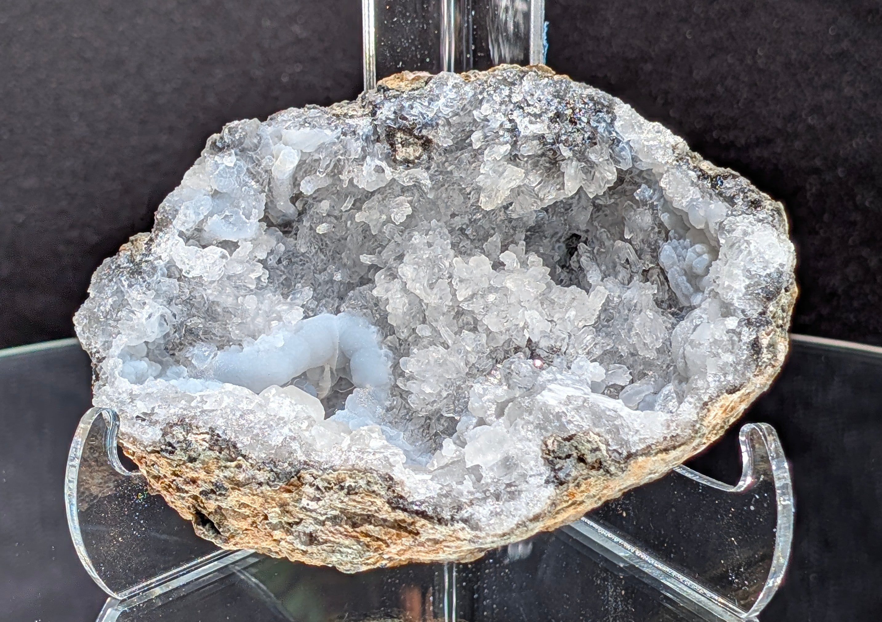 Fluorescent Trancas Geode with Helicites and Chalcedony F