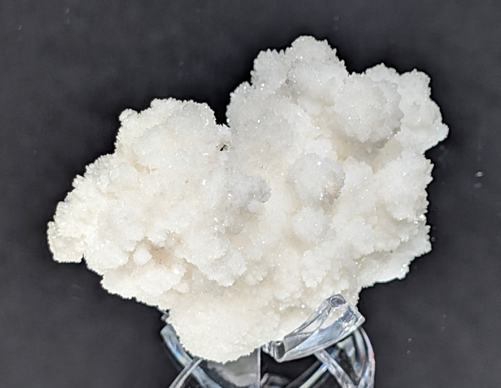 Fluorescent Aragonite Cluster I