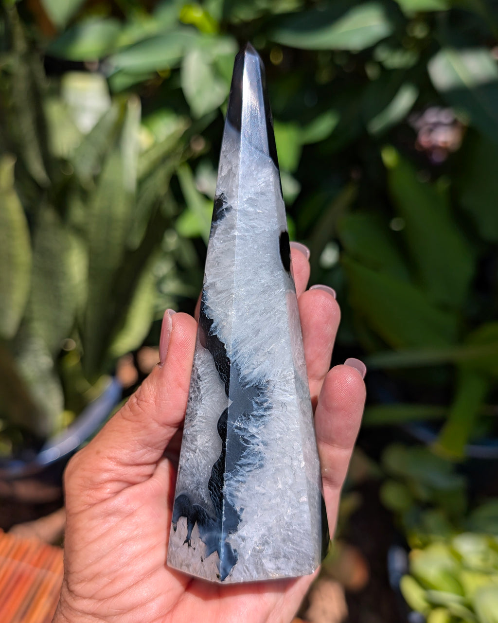 Black Sardonyx Agate Generator