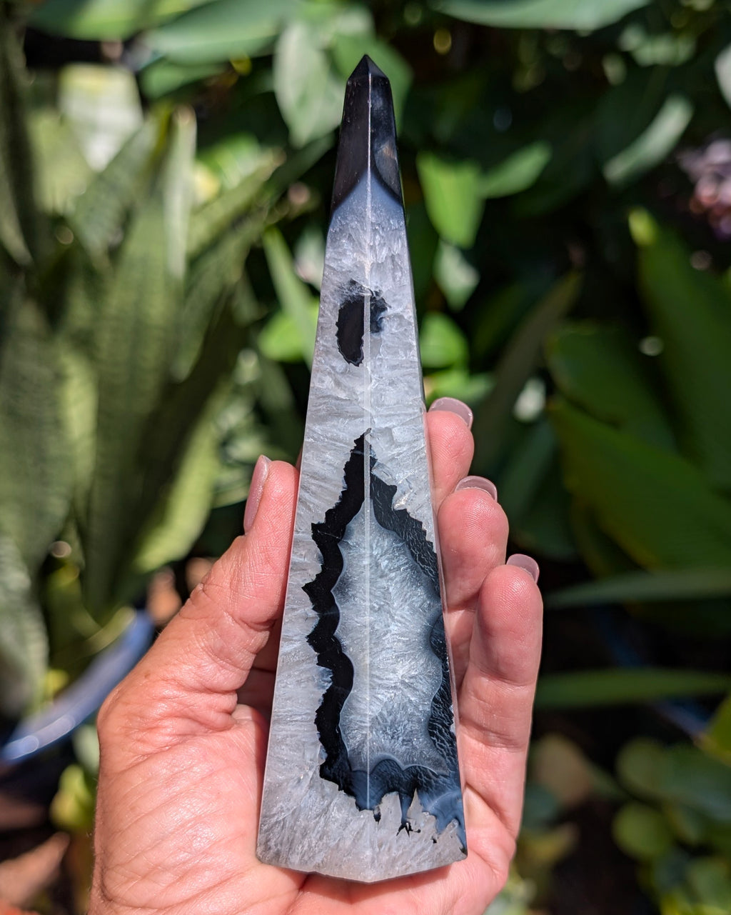 Black Sardonyx Agate Generator