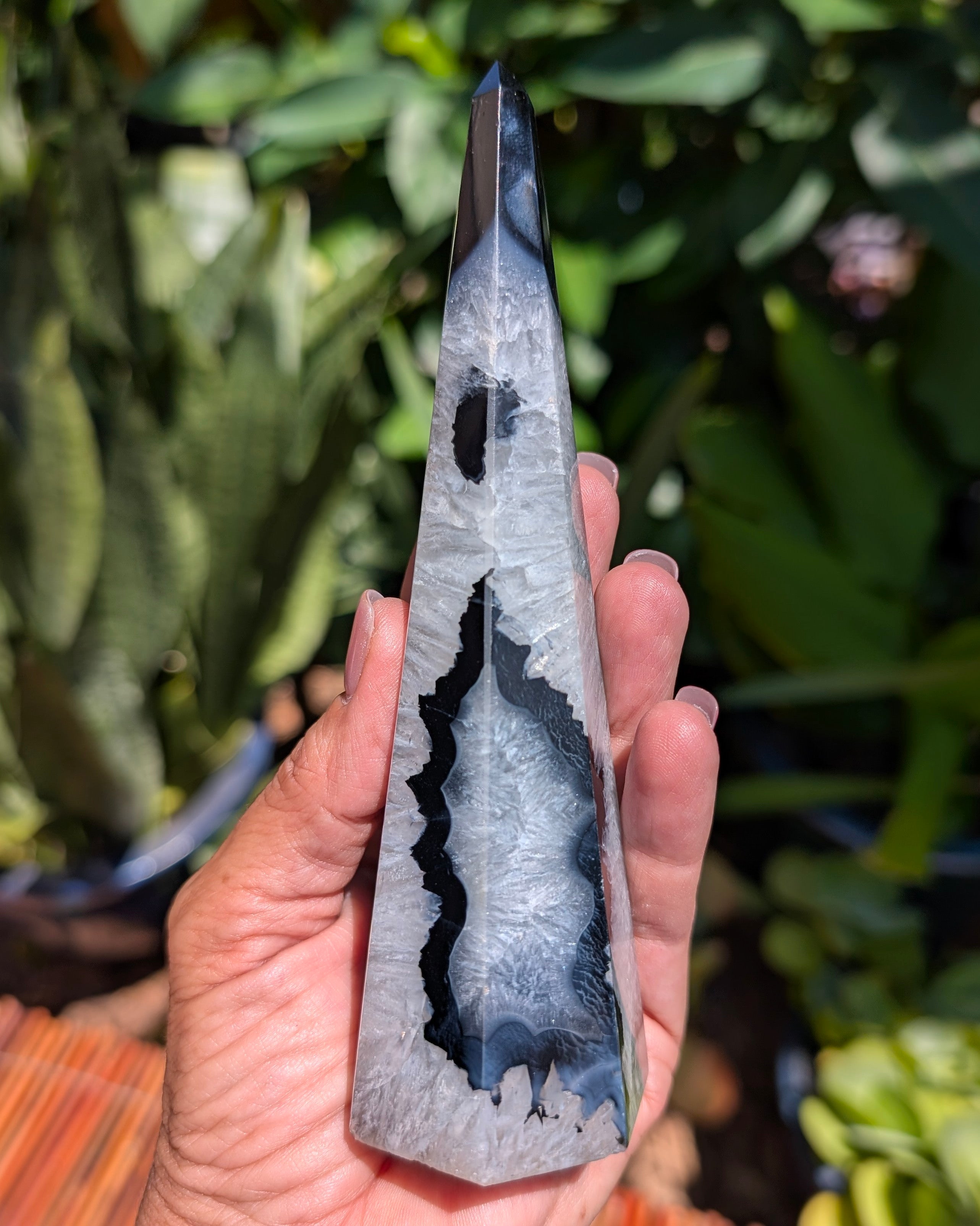 Black Sardonyx Agate Generator